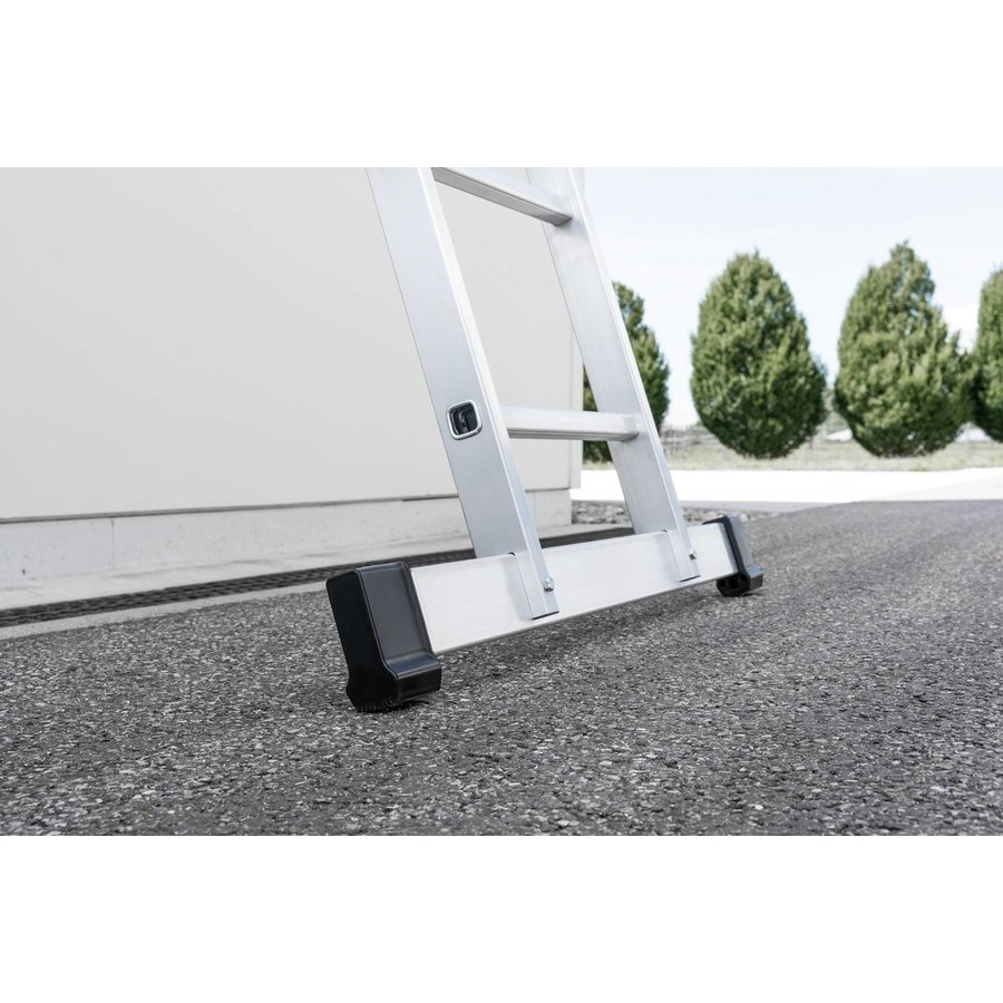 Günzburger Steigtechnik Stufen-Anlegeleiter mit relax step® und Standard-Traverse 16 Stufen