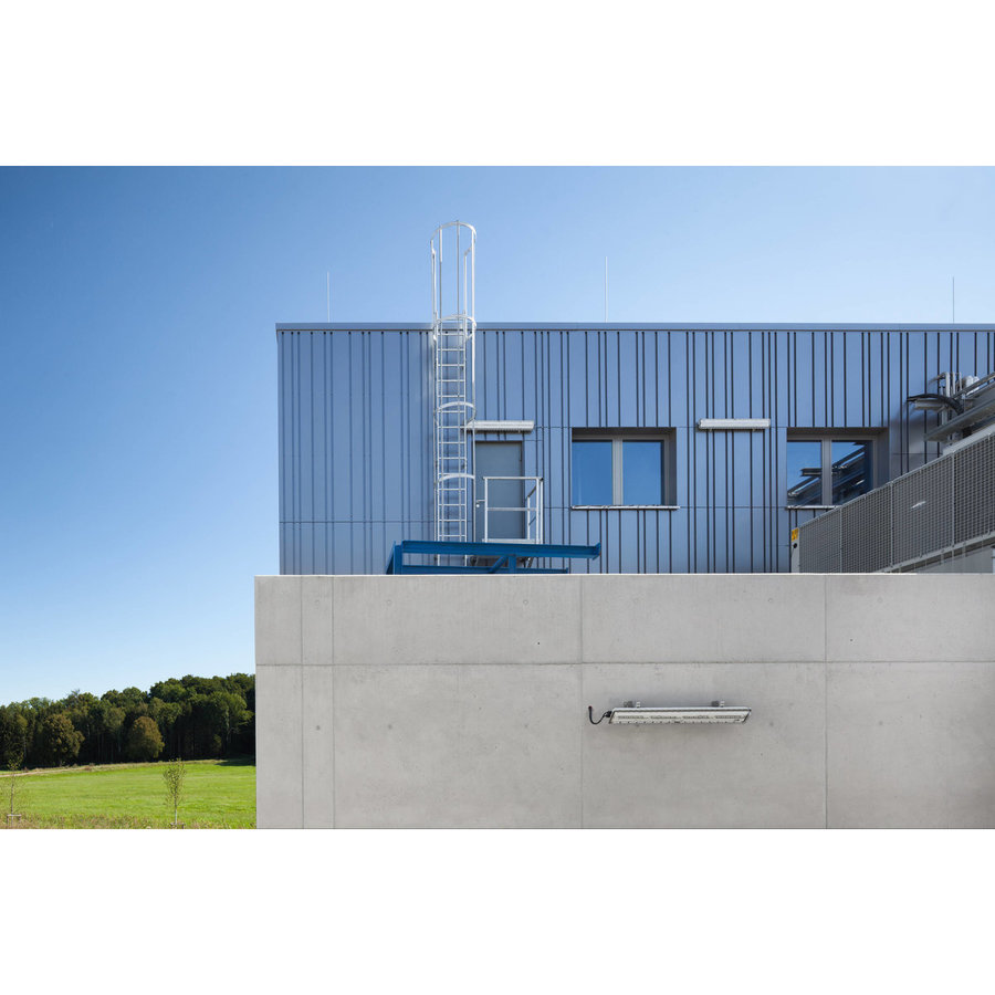 Günzburger Steigtechnik Einzügige Steigleiter mit Rückenschutz (Maschinen) Aluminium eloxiert 9,60m