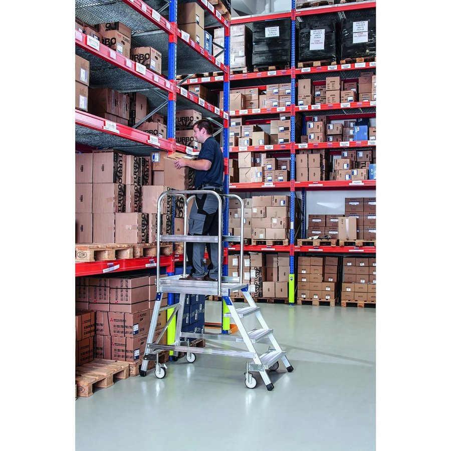 ZARGES Podesttreppe, einseitig 4 Stufen