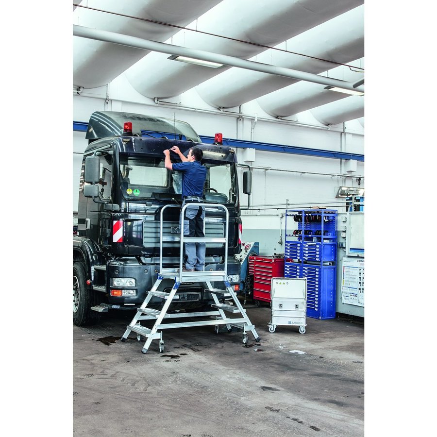 ZARGES Podesttreppe, beidseitig 4 Stufen