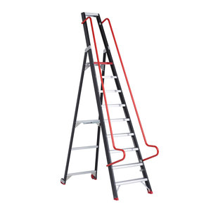 Altrex Taurus Einseitig begehbare Lager- und Regal Stufenleiter